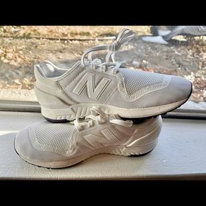 New Balance 247S, Women’s size 7, white/purple